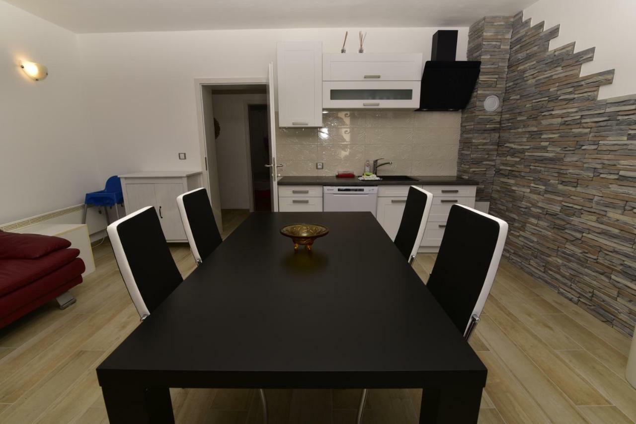 Apartments Matthew & Oscar Porat  Kültér fotó